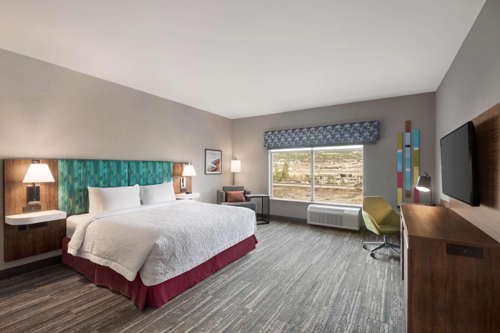 Hampton Inn & Suites Kelowna, British Columbia, Canada Exterior foto